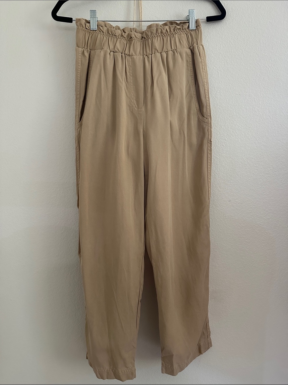 Women’s Casual Elastic Waist Beige Pants